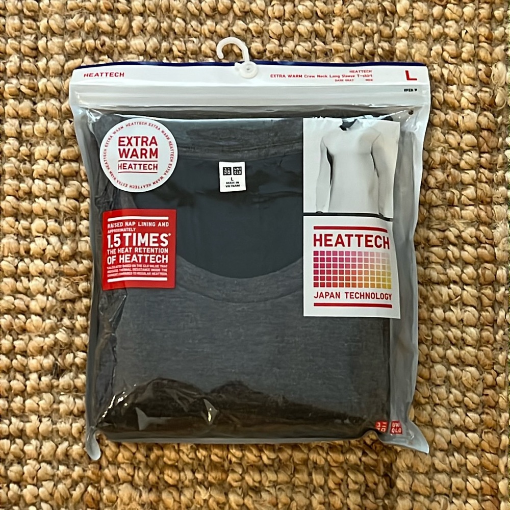 Uniqlo Extra Warm Heat Tech Grey crew Neck Long Sleeve T-Shirt
